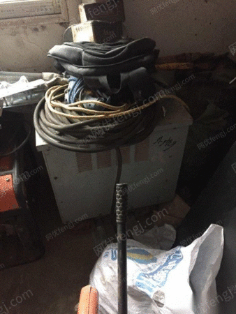 出售二手消防设备套丝机一台.滚槽机二台.切管