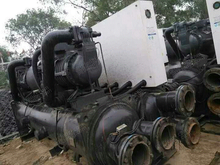 二手風冷熱泵機組出售