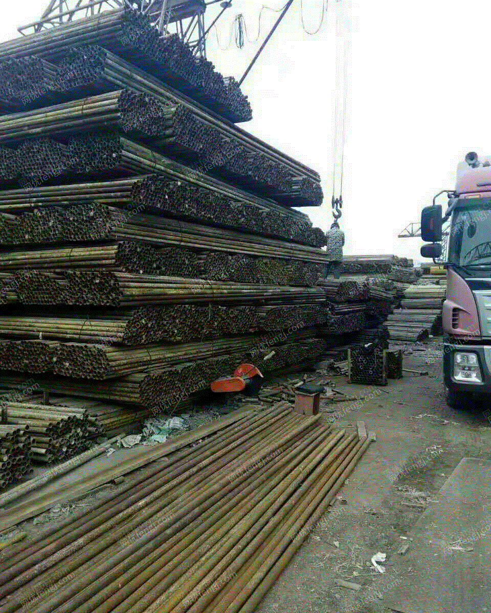 常年大量回收架子管钢管扣件