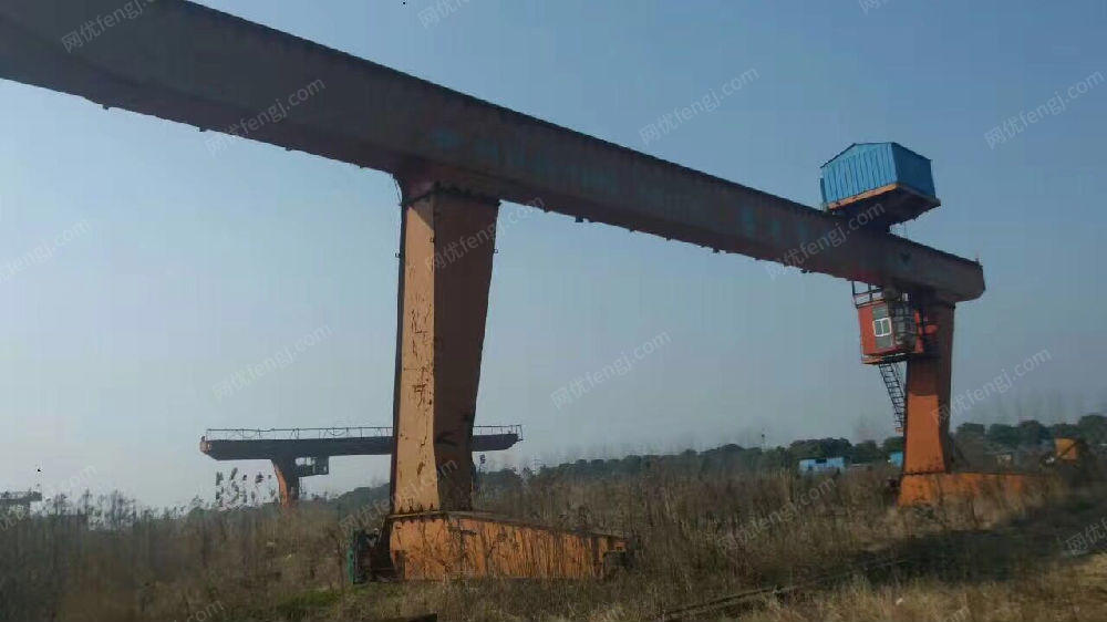 二手龙门吊出售