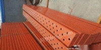 高价回收彩钢板房彩钢瓦钢结构厂房复合板架杆