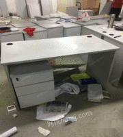 转让一批电脑桌移动小柜