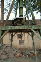 水泥制管机械，用了两年，因开发占用厂地，没地方干了。出售