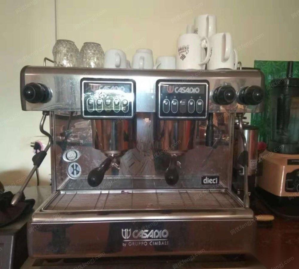生意不佳，意大利商用咖啡机casadio便宜出售 30000元