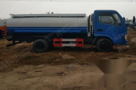 快速加油车 gather-20181210131888914626529843-91323tbax12-g.jpg!300small