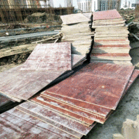 木料市场大量回收建筑 旧木料旧模板 跳板 整板毛竹片