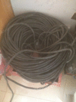 电缆线100米，用了半个月，无损伤 800元