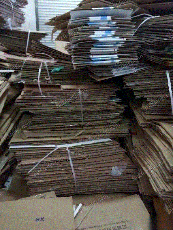 江东废品回收,废旧纸箱,广告纸,旧书本,废铁,废铜.