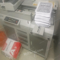 印刷设备后道加工二手胶装机出售 3000元
