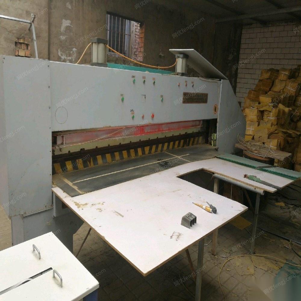 闲置薄板剪切机木皮裁切机切纸机 12000元便宜出售