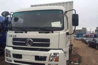 一批解放、欧曼、江淮带7.6米箱式货车低价出售 7.8万元