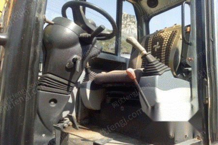 14年9月份鑫豪轮式挖机转让