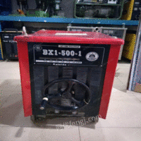 北京朝阳区500型号电焊机低价处理，价格面议。