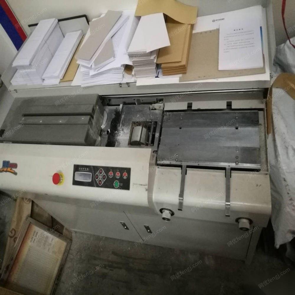 整套印刷设备出售.印刷机共2台，还有一台晒板机