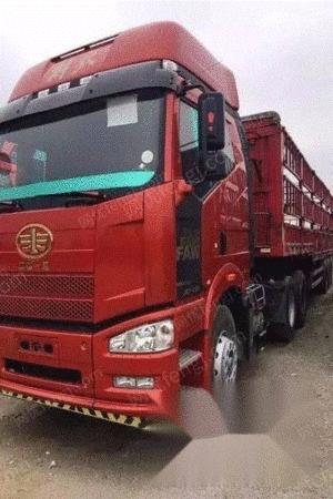 出售二手解放半挂车仓栅式国4货车多台