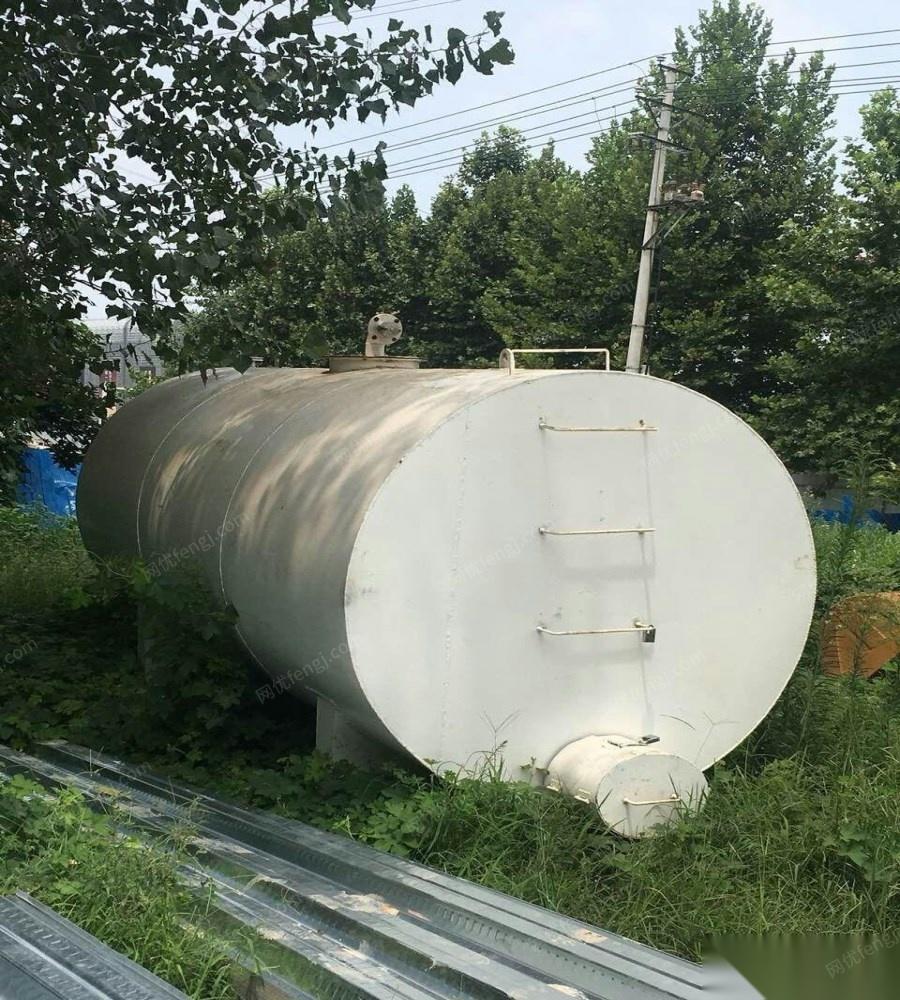 九成新柴油罐出售