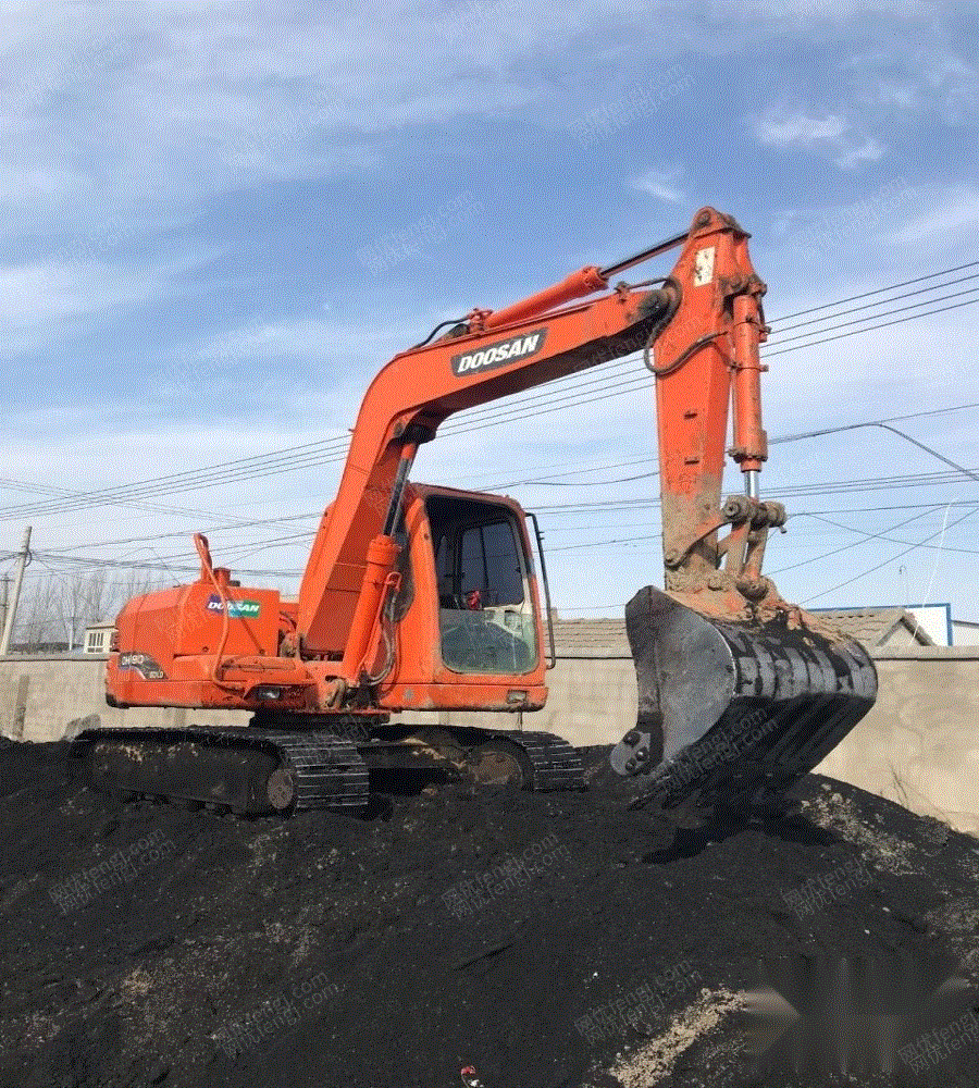 11年斗山80挖掘机