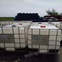 新疆乌鲁木齐大量出售各种铁桶、吨桶、塑料桶