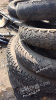 江苏镇江地区出售废旧摩托车轮胎