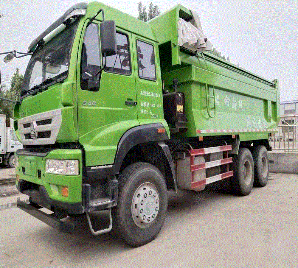 出售重汽斯太尔环保型渣土车