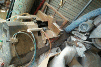 江苏宿迁塑钢门窗焊机出售三位焊，双头锯，v口锯各1台