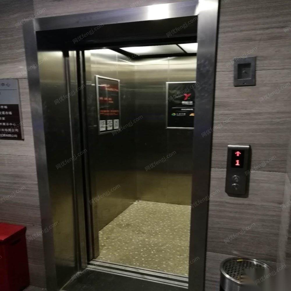 二手载货电梯出售