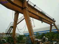 苏州工地龙门吊 还剩一台25吨 跨度24米 单悬5米