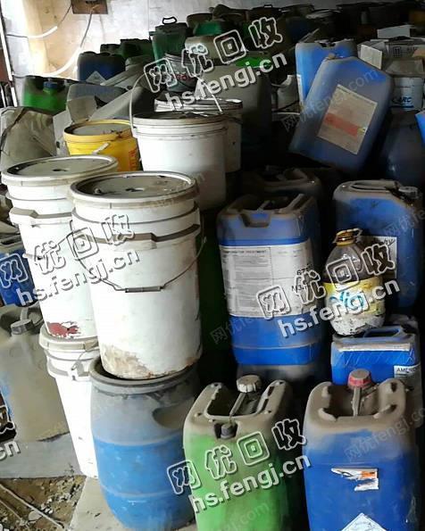 辽宁大连地区出售零碎桶装船用油品和处理剂