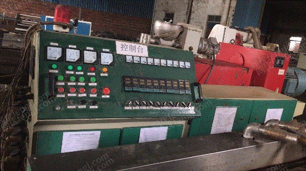 市场库存二手900型全自动包装充填机