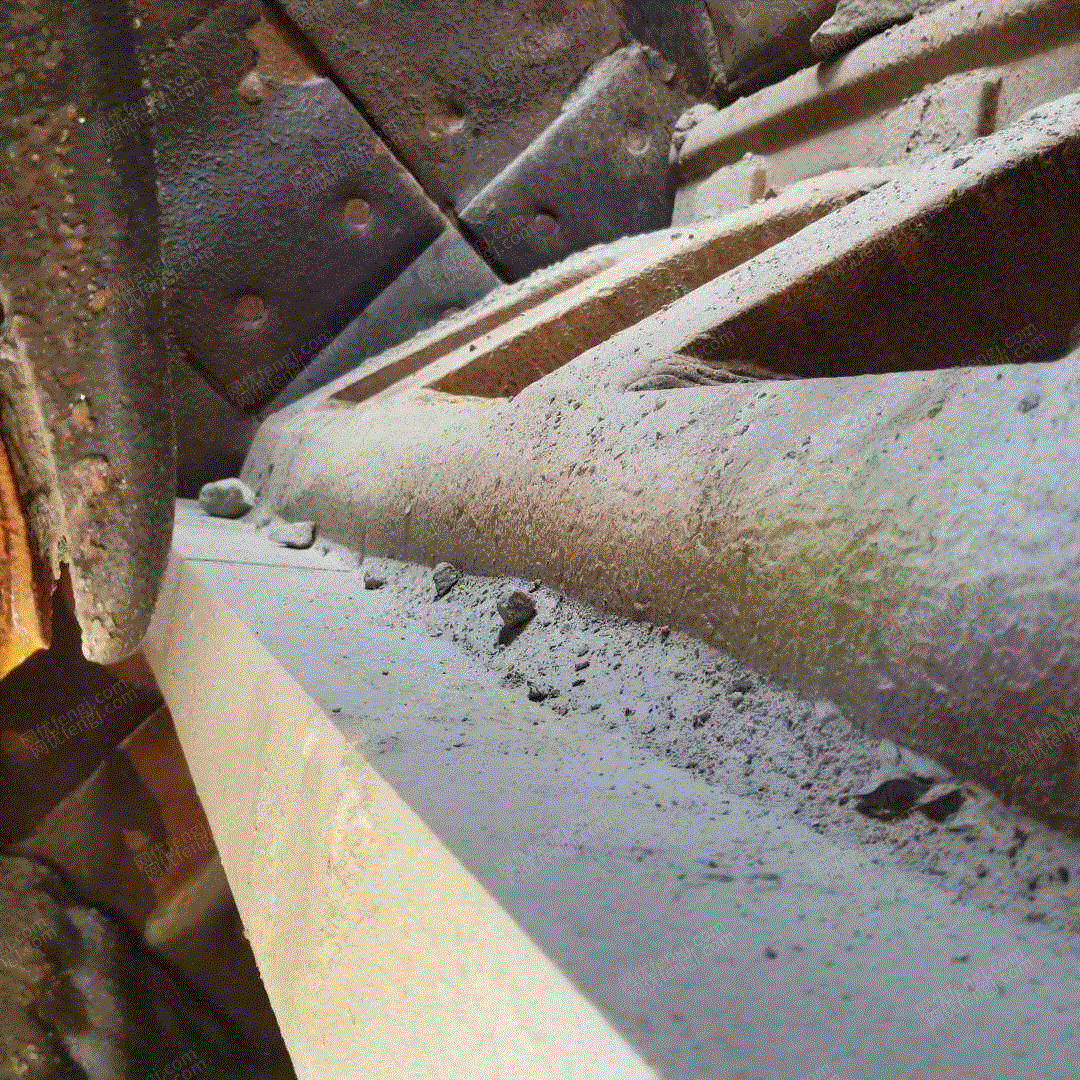 市场库存二手黎明重工欧款1315反击破液压自动调节的,有需要的13877138892刘经理联系!