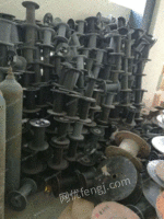 变压器厂家八九百个铝线铜线漆包线空盘,还有两百五十多个树脂桶处理
