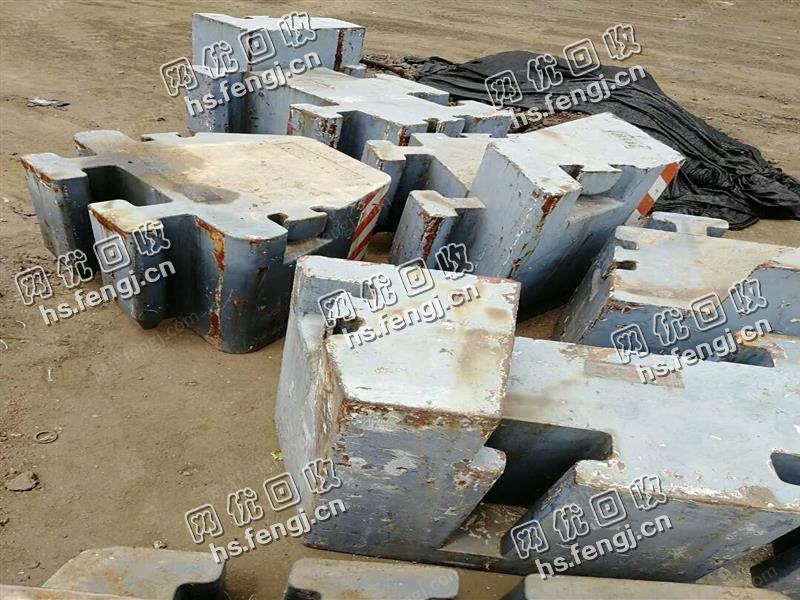 徐州地区出售45吨灰口生铁大件