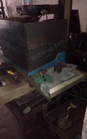 转让正常加工线切割机床4台,穿孔机一台