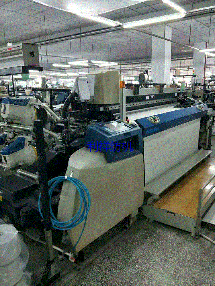 出售进口必佳乐喷汽omni plus800-220多臂4喷二手喷气织机36台