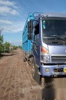 11年解放赛龙6.8米货车出售