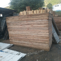 回收竹胶板及方木，出售新旧板子方