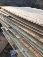 江苏泰州大量收购包装箱废木头