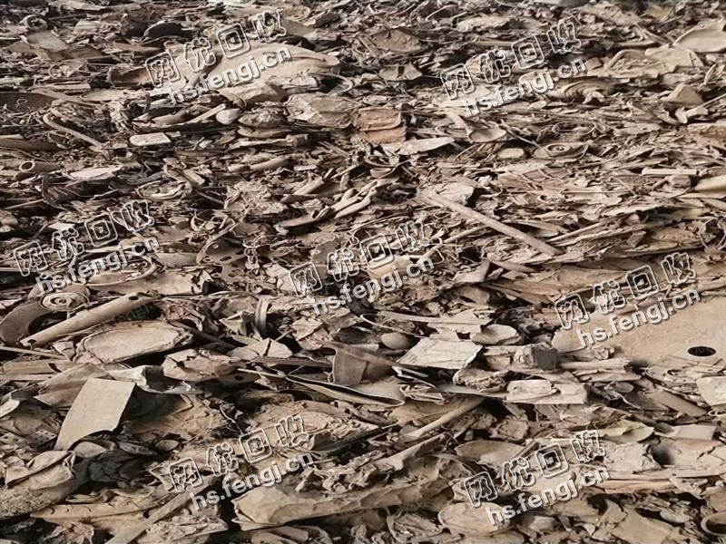 滁州地区出售30吨干磨火烧铁破碎料