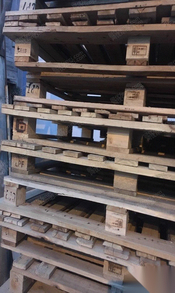 市场商家求购4台卡特572G,571G,583K,二手吊管机