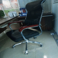 9成新办公桌椅出售