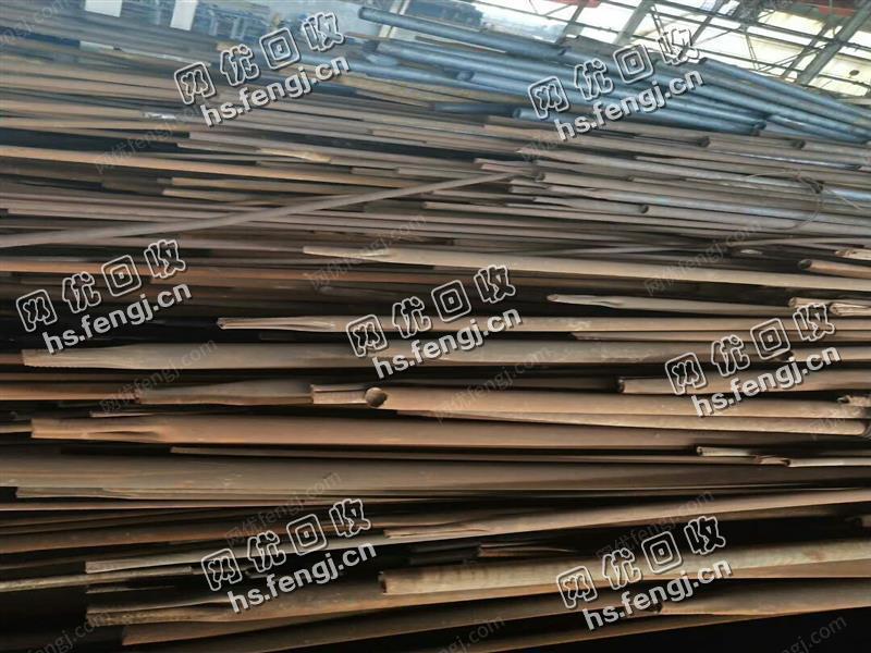 潍坊地区出售300吨5-7米长无缝管