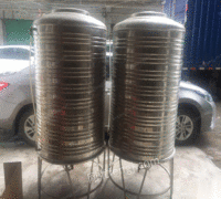 大型水塔或做各种液体的储存罐出售