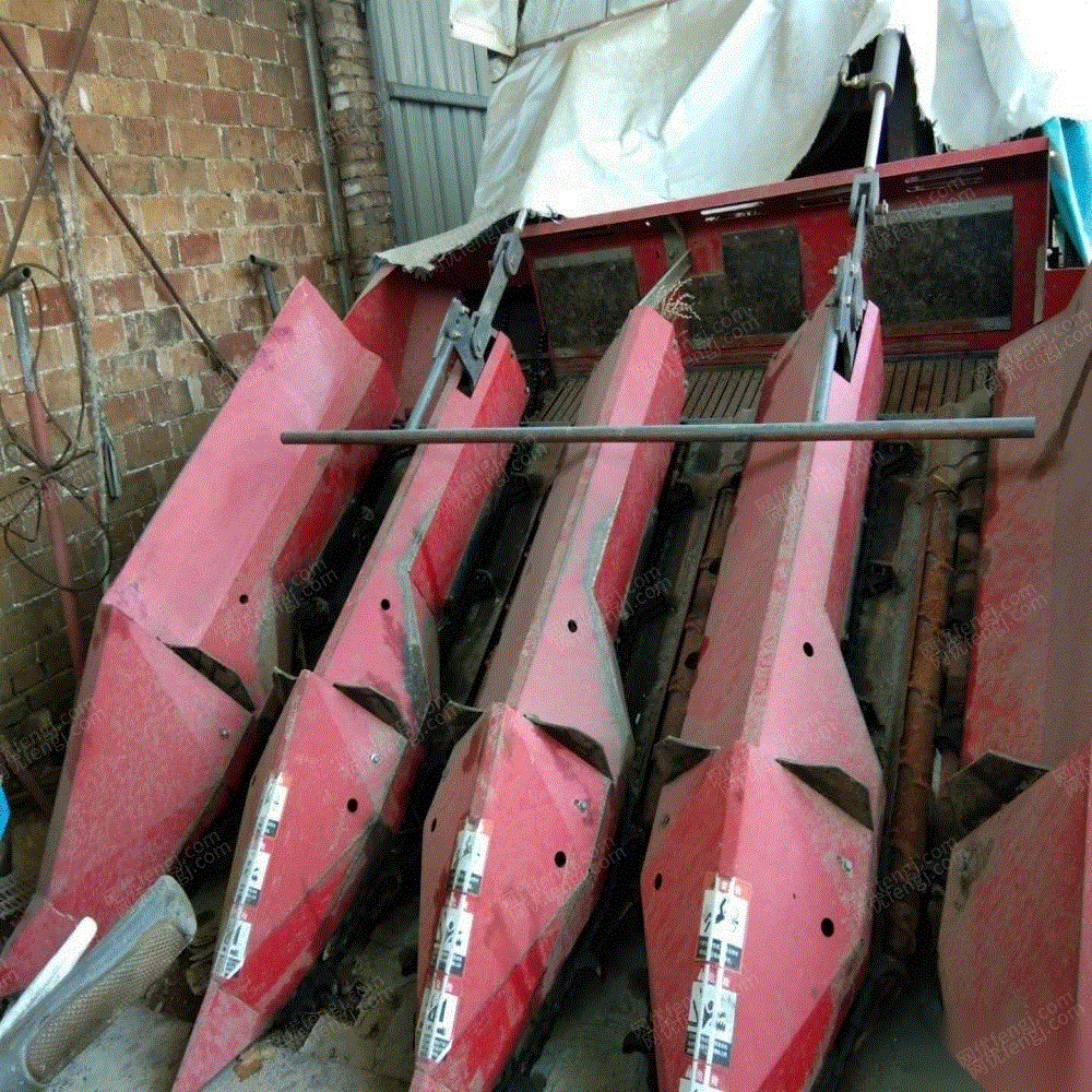 出售美国爱科大丰王收割机