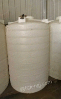 洗洁精厂出售闲置2吨储罐7～8台，进价600～700个