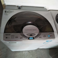 九成新的荣事达三洋全自动半自动洗衣机，低价出售