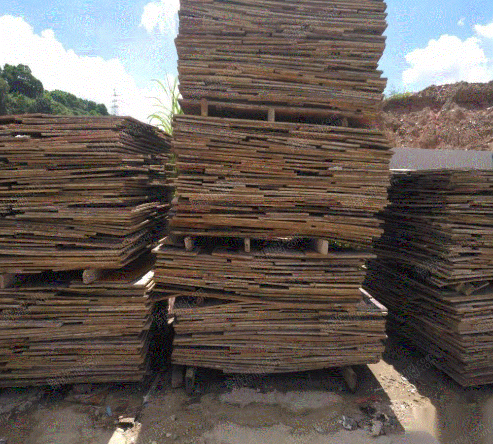 惠州大亚湾回收 卖废旧模板 木方 旧金属