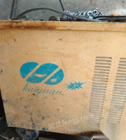 电焊机…轴承…气钣…扒胎机…氧气瓶出售