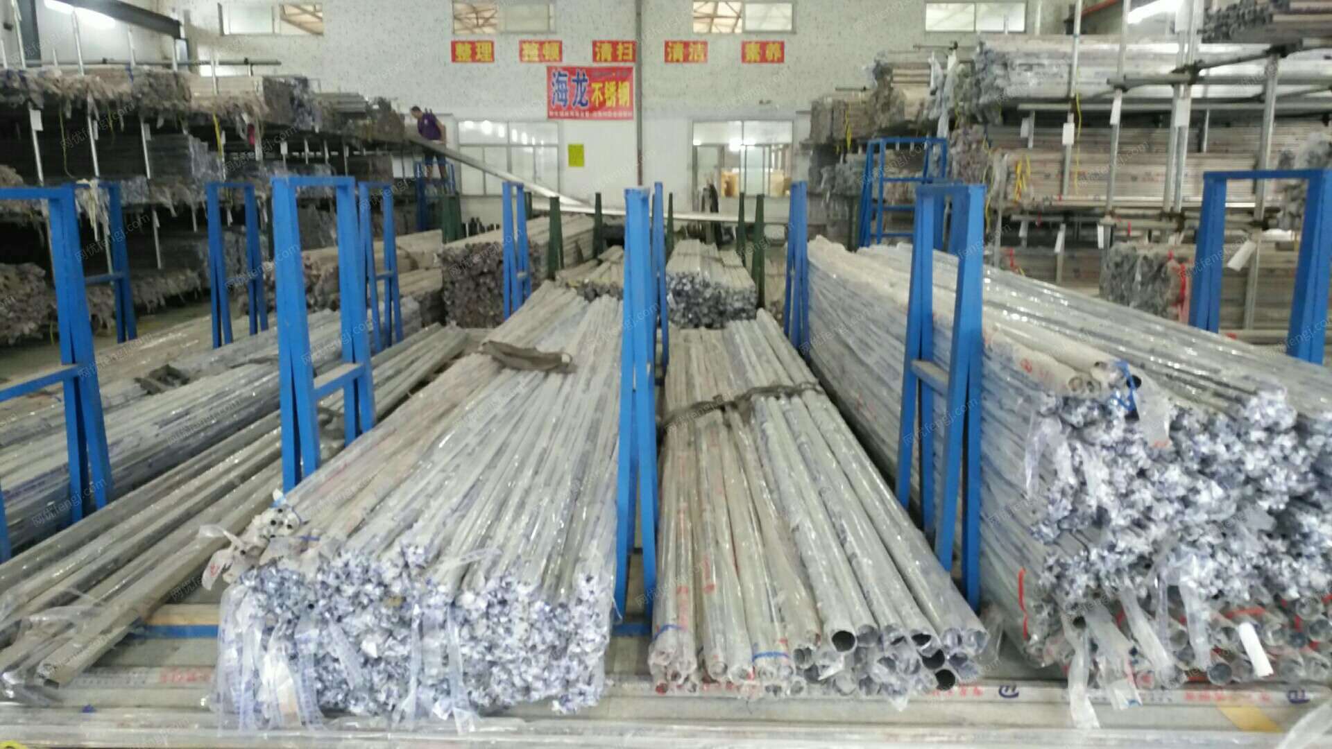 出售304不锈钢钢管，各种型号，100吨，货在广东惠州惠阳区