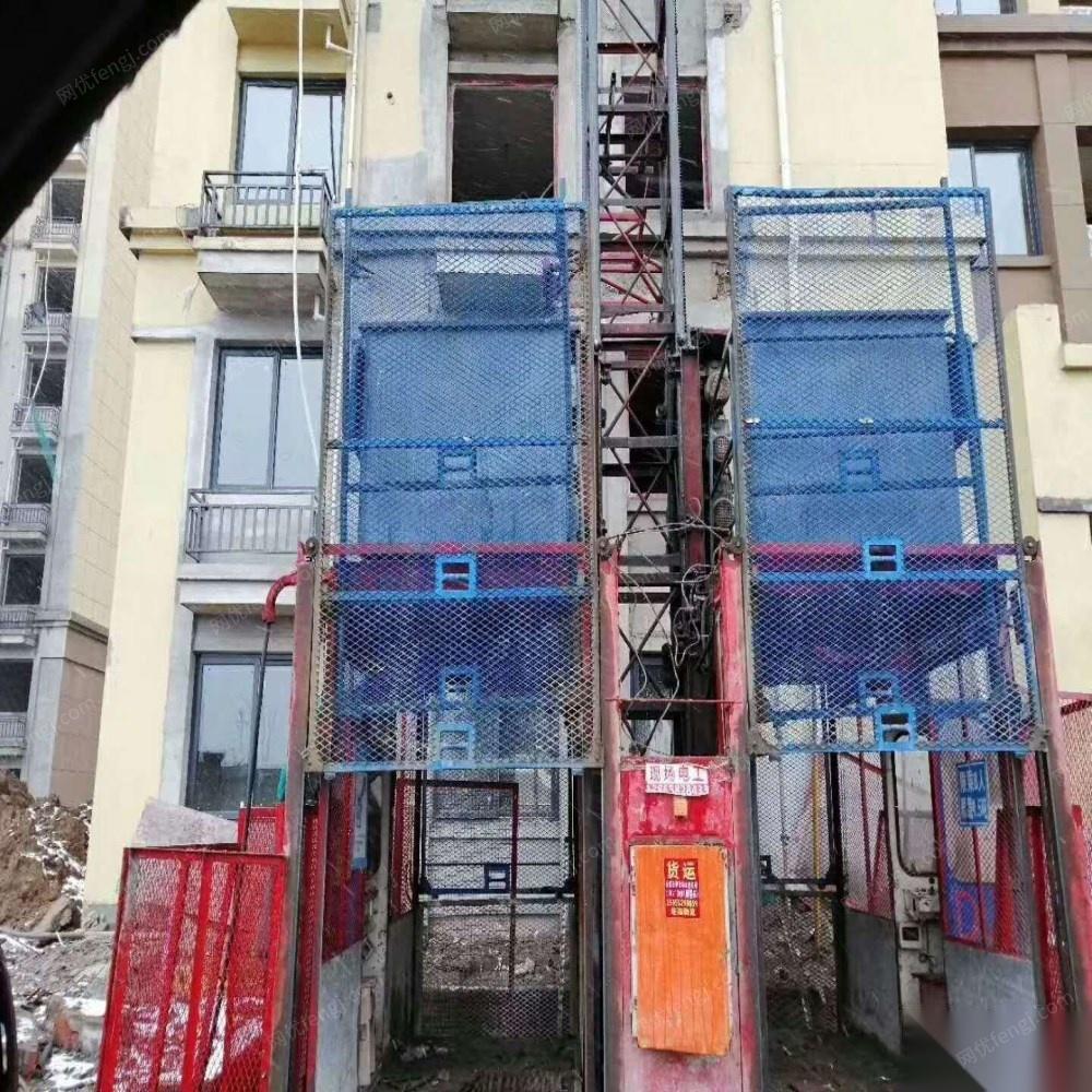 12年广西建机变频施工电梯两台出售，60米高度