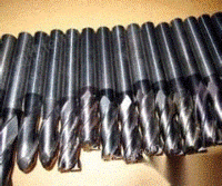 深圳周边专业回收废钨钢合金铣刀数控刀片板材丝攻。